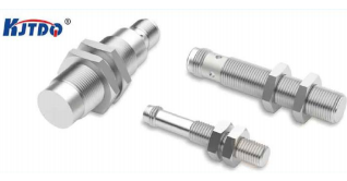 一种智能接近传感器可透过木板塑料检测金属件